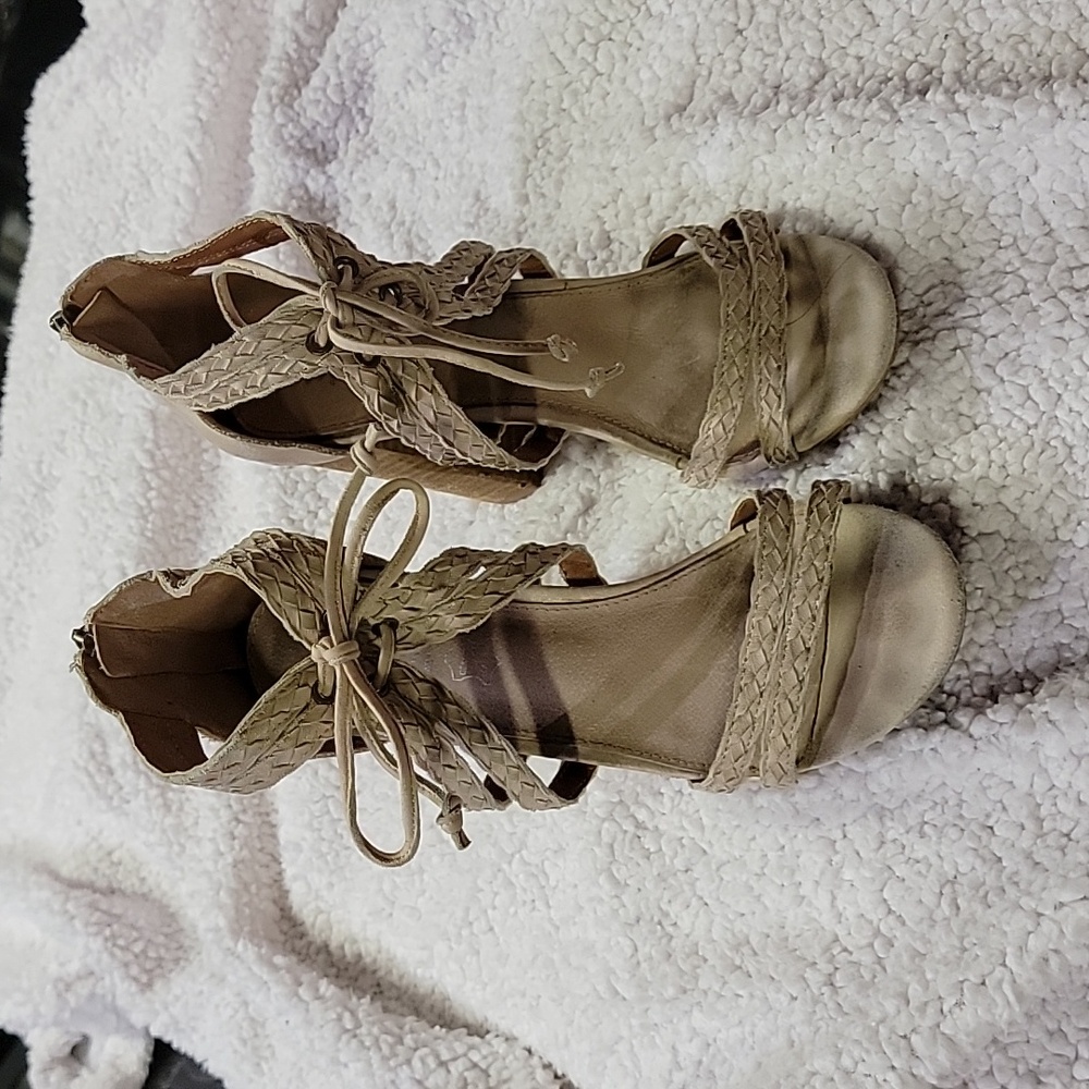 Mi iM heels size 10